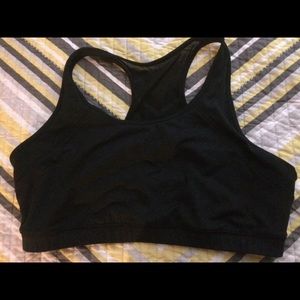 Black gaiam sports bra